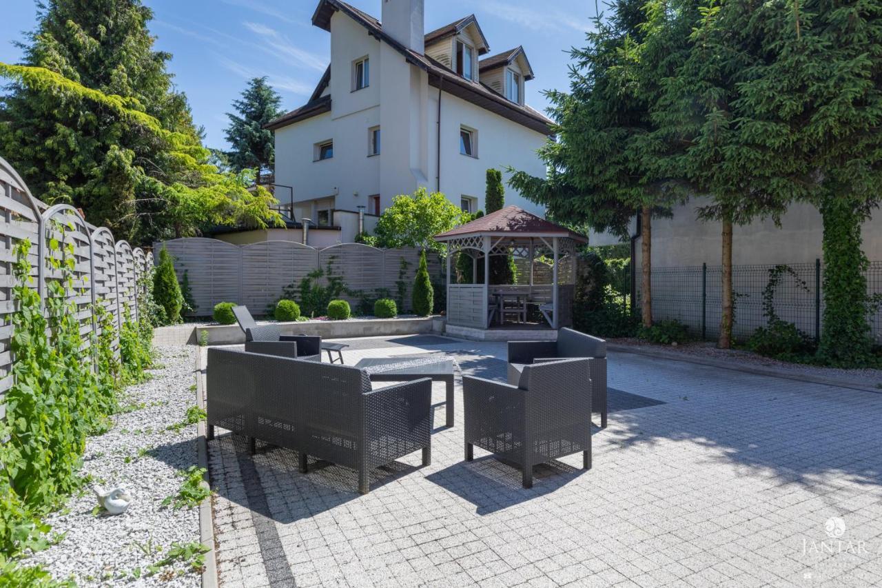 Jantar Apartamenty Sobieskiego Kolobřeh Exteriér fotografie